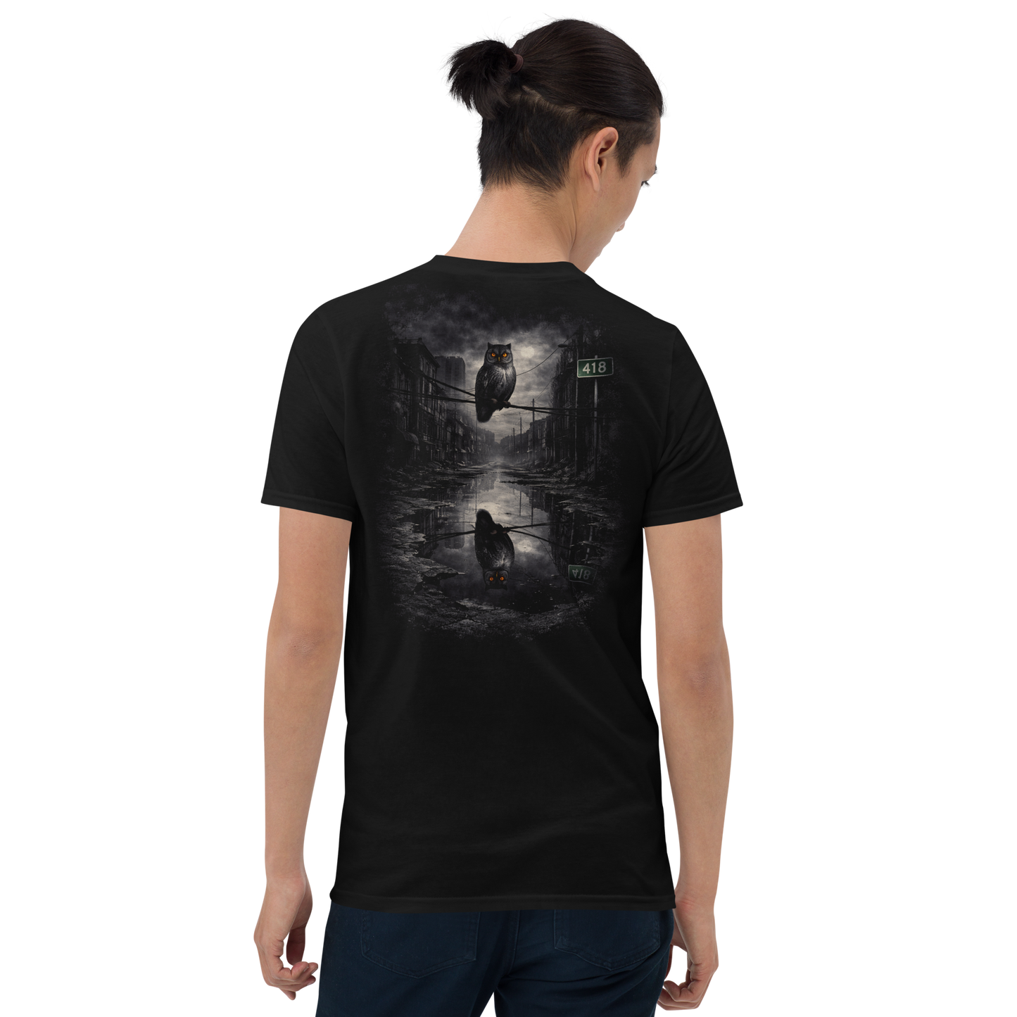418 On a Wire Tee Black
