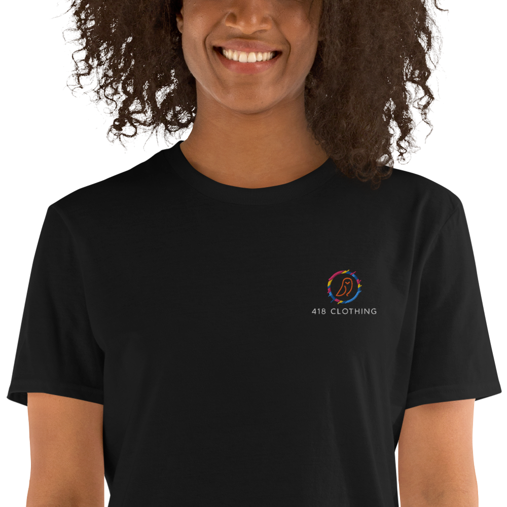 418 On a Wire Tee Black